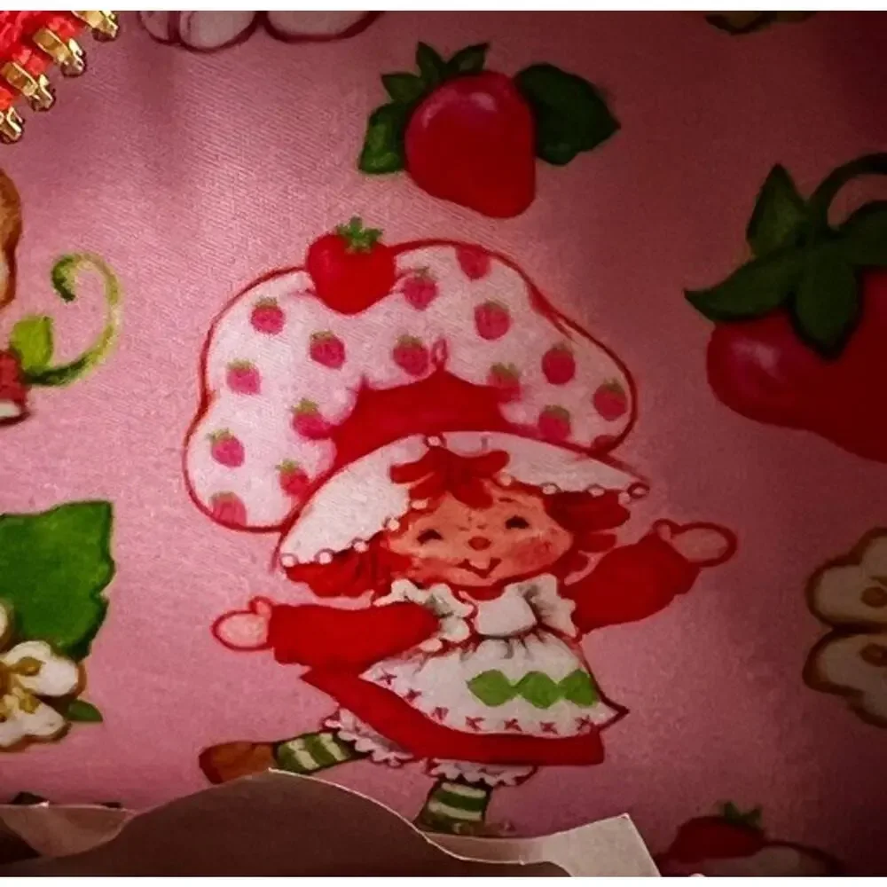 Loungefly Strawberry Shortcake House Mini Backpack Scented Moving Part New Tags! - Picture 10 of 13